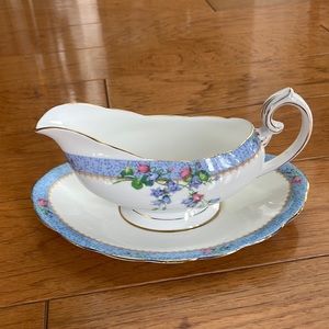 Royal, Albert bone china England Harebrell GRAVY BOAT